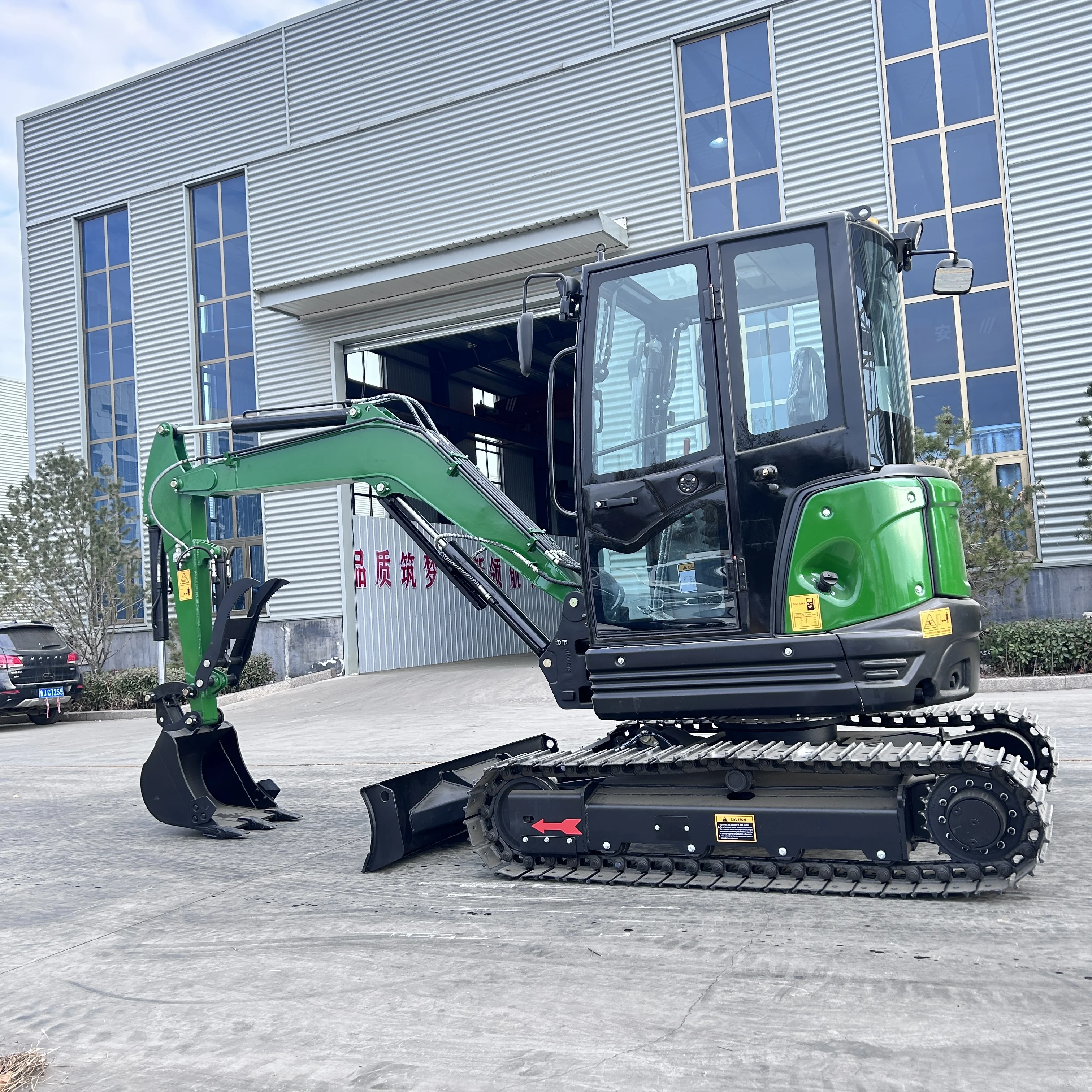 

3.5-ton Kubota engine EPA excavator agricultural small excavator 2 tons sold at 30% off crawler excavator