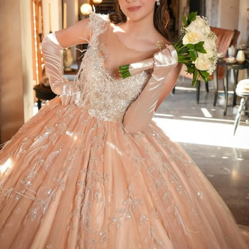 

champagne Quinceanera Dress off-shoulder Lace layering glitter feather flower decal vestidos de 15 Quinceanera ﻿Customized