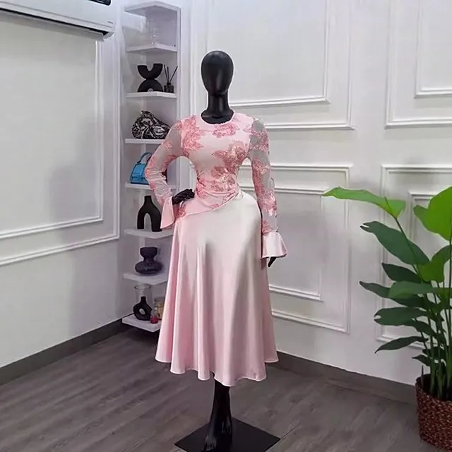 

European Women's Clothing 2026 Spring New Style Lace Satin Stitching Waist-Tight Slim-Fit Elegant and Graceful Dress