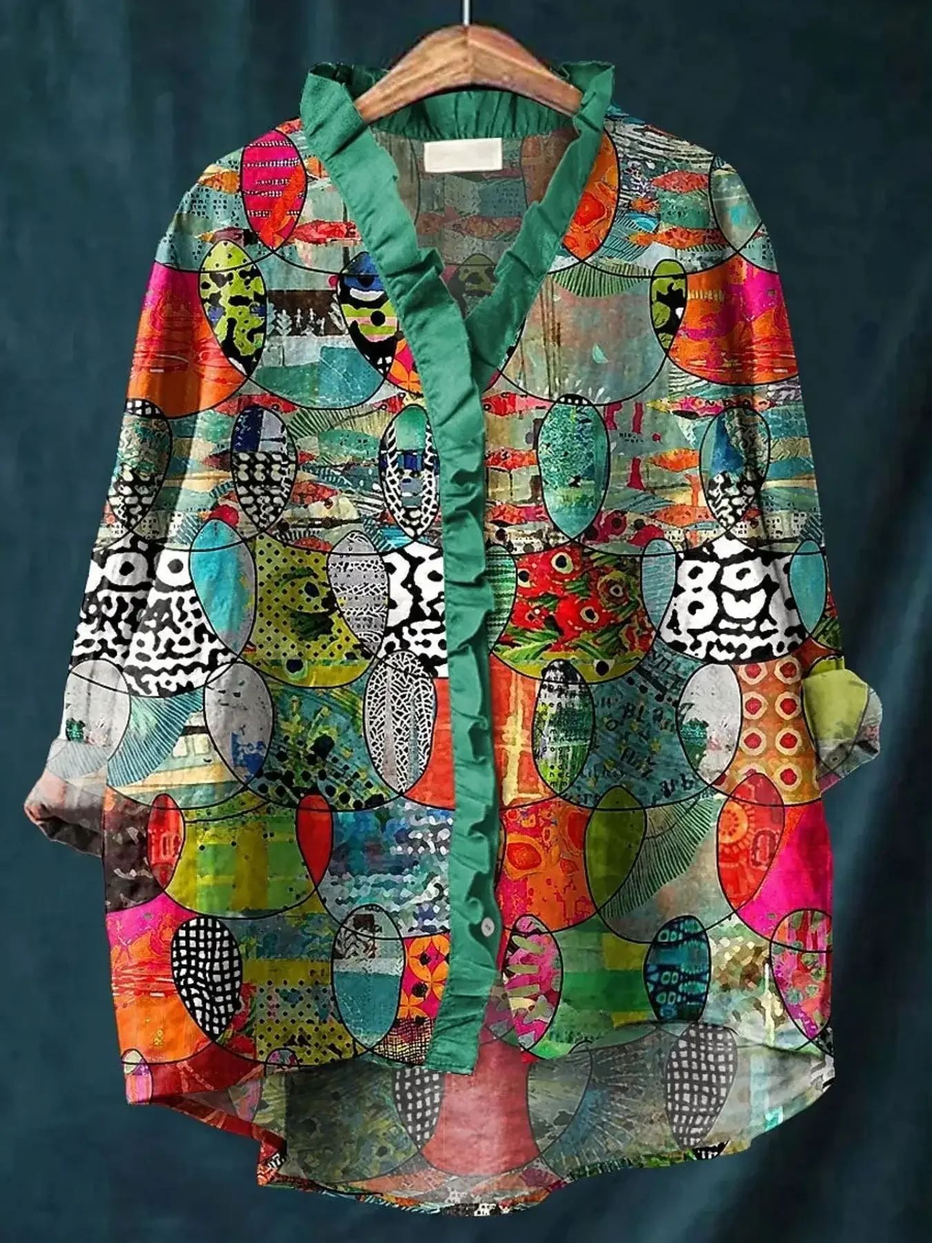 Spring, summer, and autumn outerwear 2026 autumn new V-neck casual top, women's long sleeved lace shirt, 