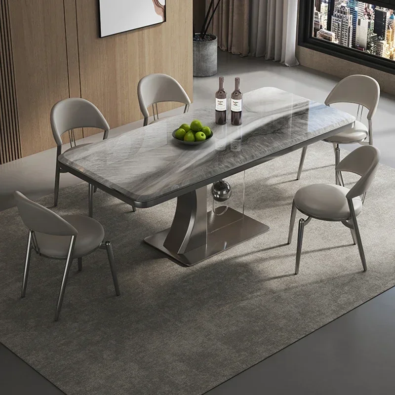 

Столы для прикроватной зоны, обеденные столы, кофейные столики, маленькие коктейльные столики, конференц-столы, кухонные столы, консольные столы, столы для кабинета, складные столы, комплекты садовой мебели