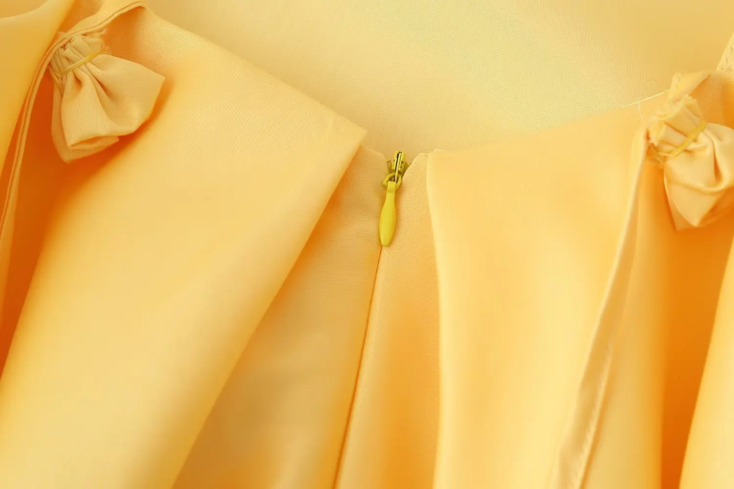 Chic Sexy vacances plage Camisole femme robe mode 2025 robe d'été fleur fête jaune a-ligne Mini plissé femme robes