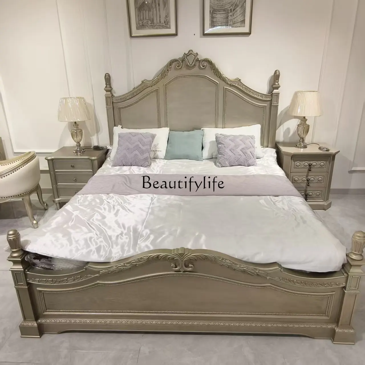 

American solid wood bed retro carved European double bed master bedroom villa