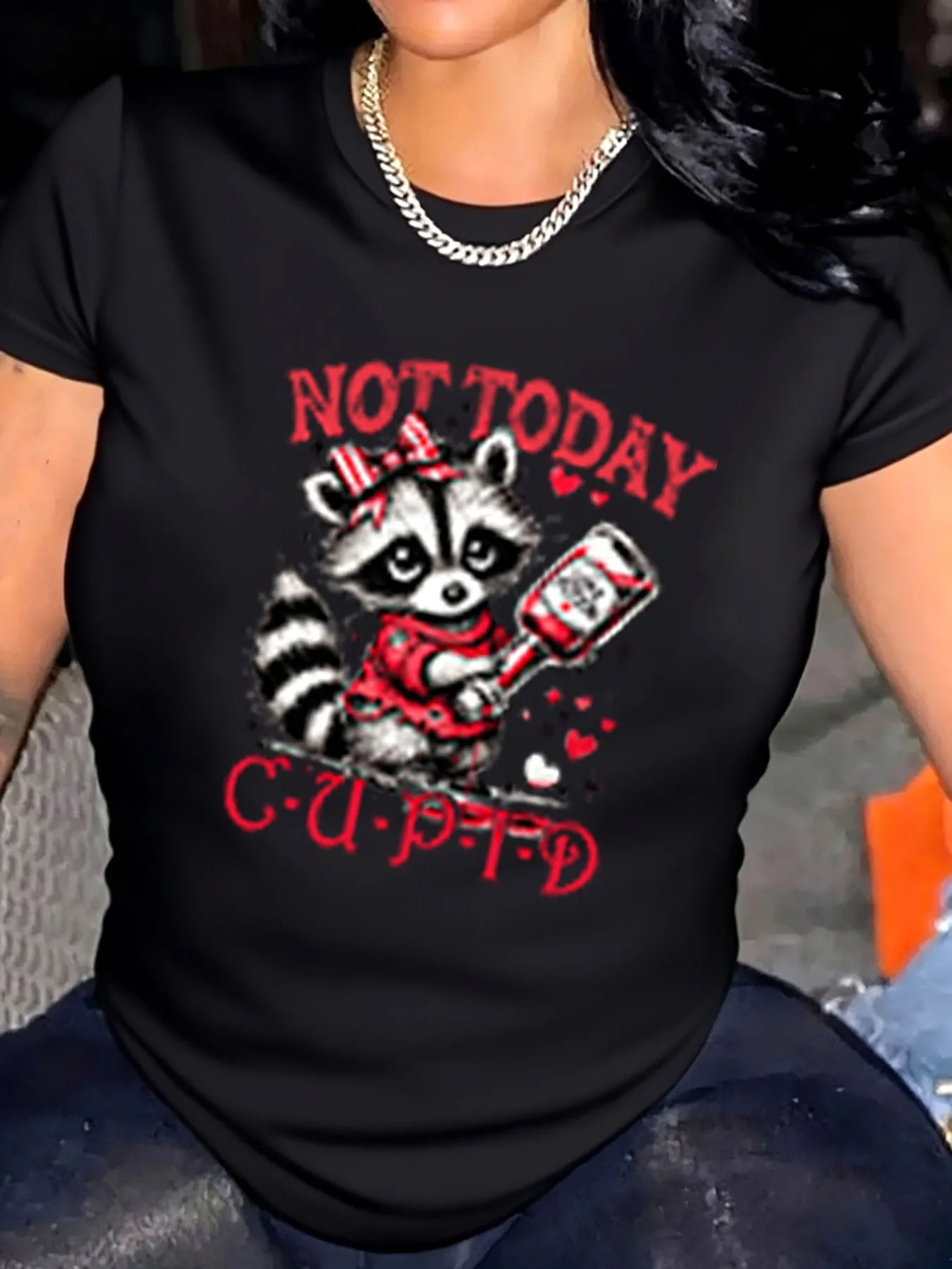 

Женская футболка больших размеров Валентинский енот с бутылкой не сегодня Купидон уличная одежда