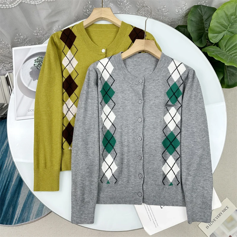 

Женский вязаный кардиган Miu Series в университетском стиле с ромбовидным узором на одной пуговице, осенняя новинка, весна 2025