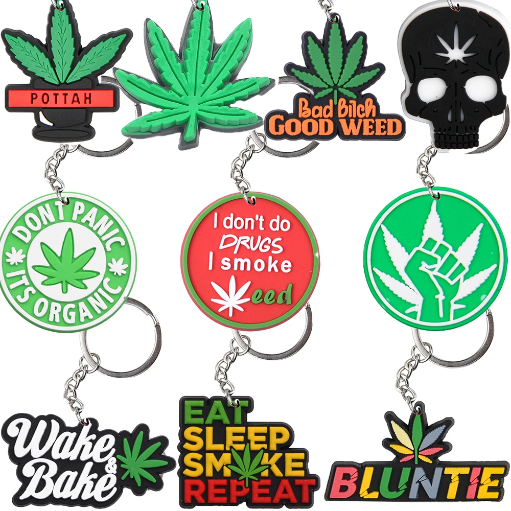 Horror Black Skull Keychains Boys Smoking Weed Power Keyrings Adult Weed Life Green Lips Key Chains Men Women Party Favor