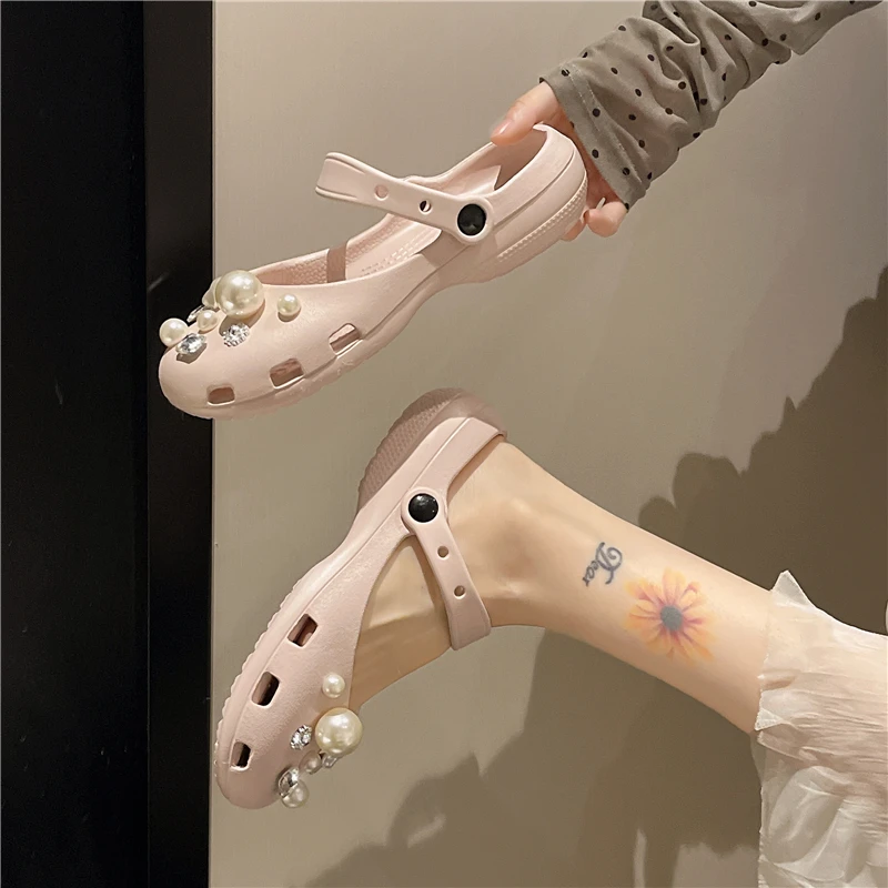 Waterproof Slippers Women's Summer Outward Wear Round Toe Shallow Mouth Pearl Soft-soled Beach Sandals