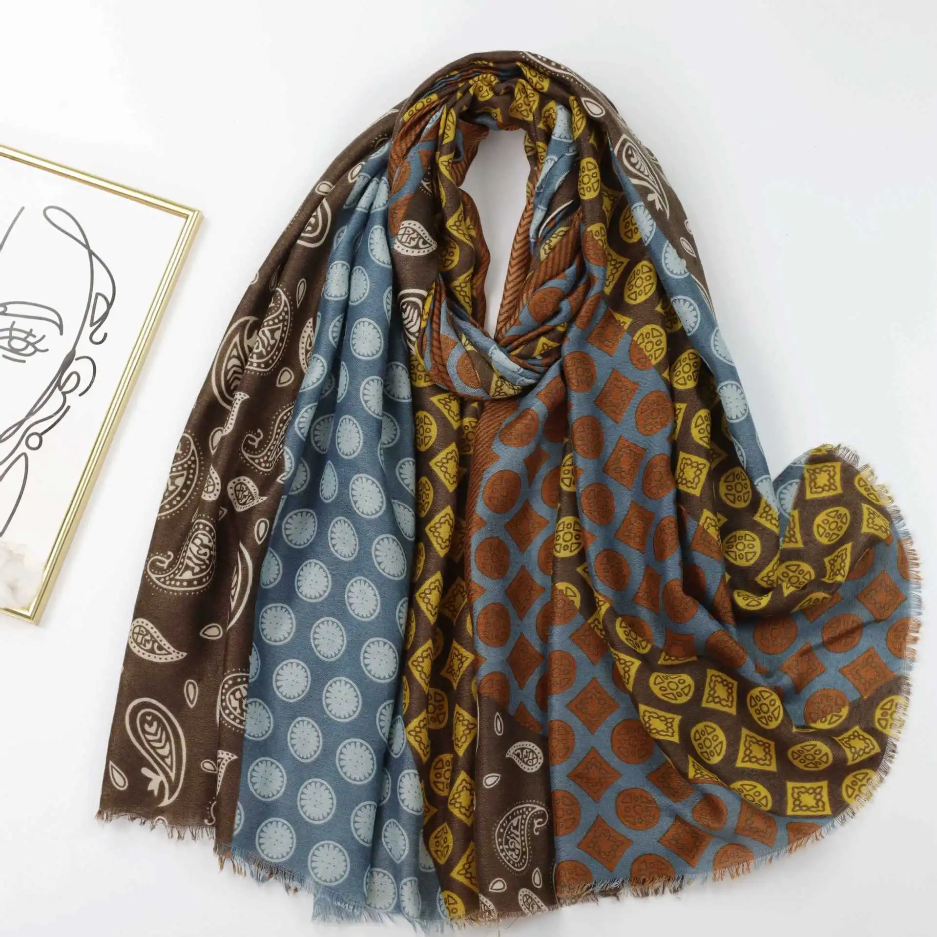 

2023 Newest Women Printed Pattern Scarf Cotton Voile Scarf Shawls