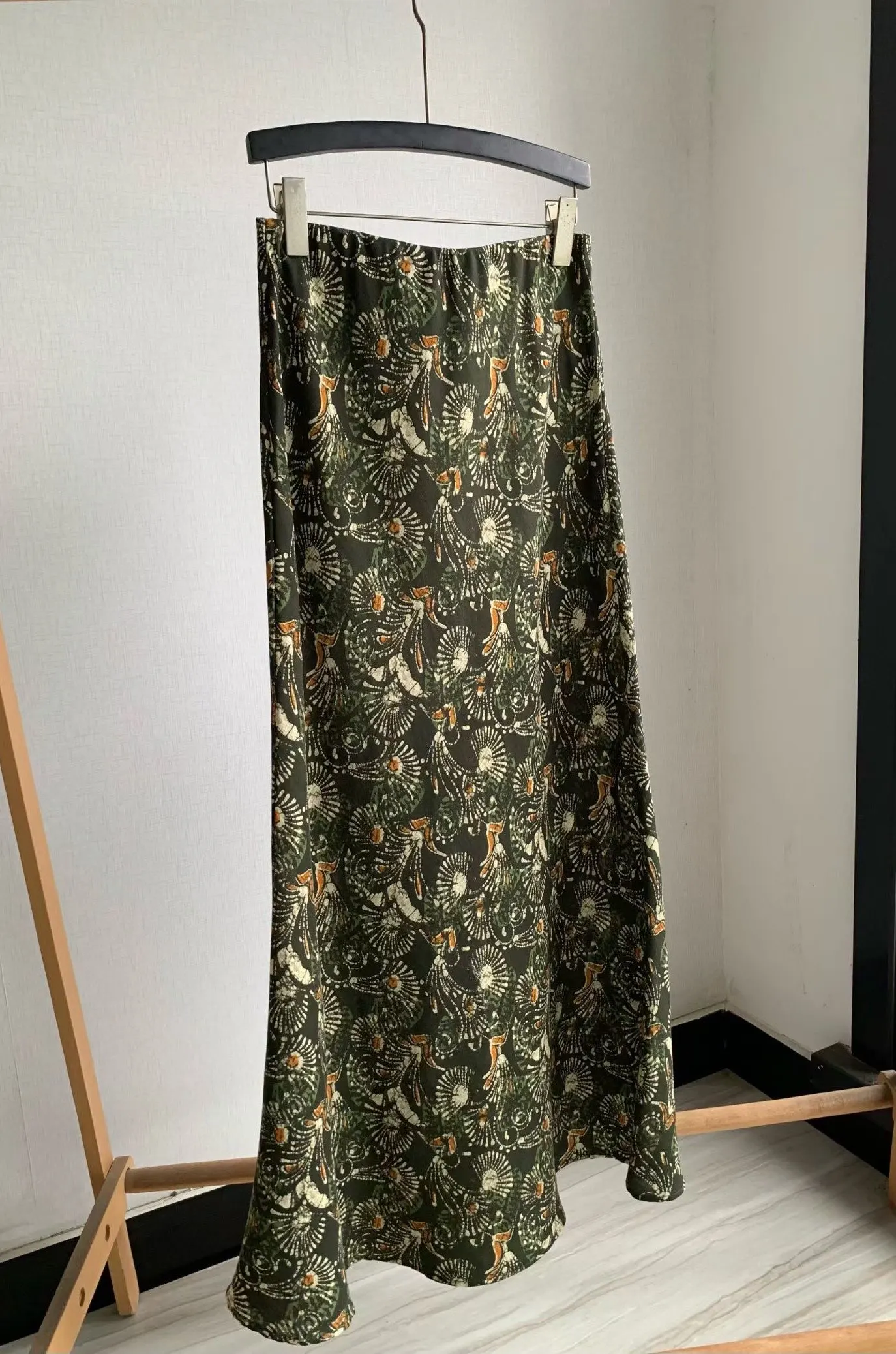 2026 Summer Printed Diagonal Cut Versatile A-Line Skirt