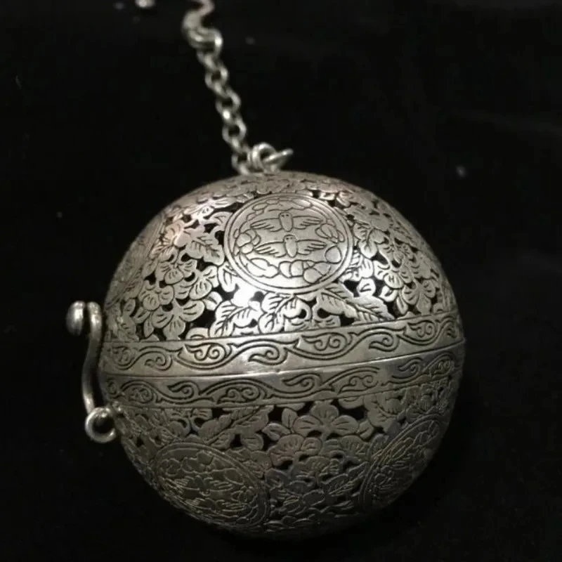 Exquisite Antique Copper Aromatherapy Ball Hollow Mini Home Incense Ball Backflow Incense Burner Sachet Ball Pendant Tea Ceremon