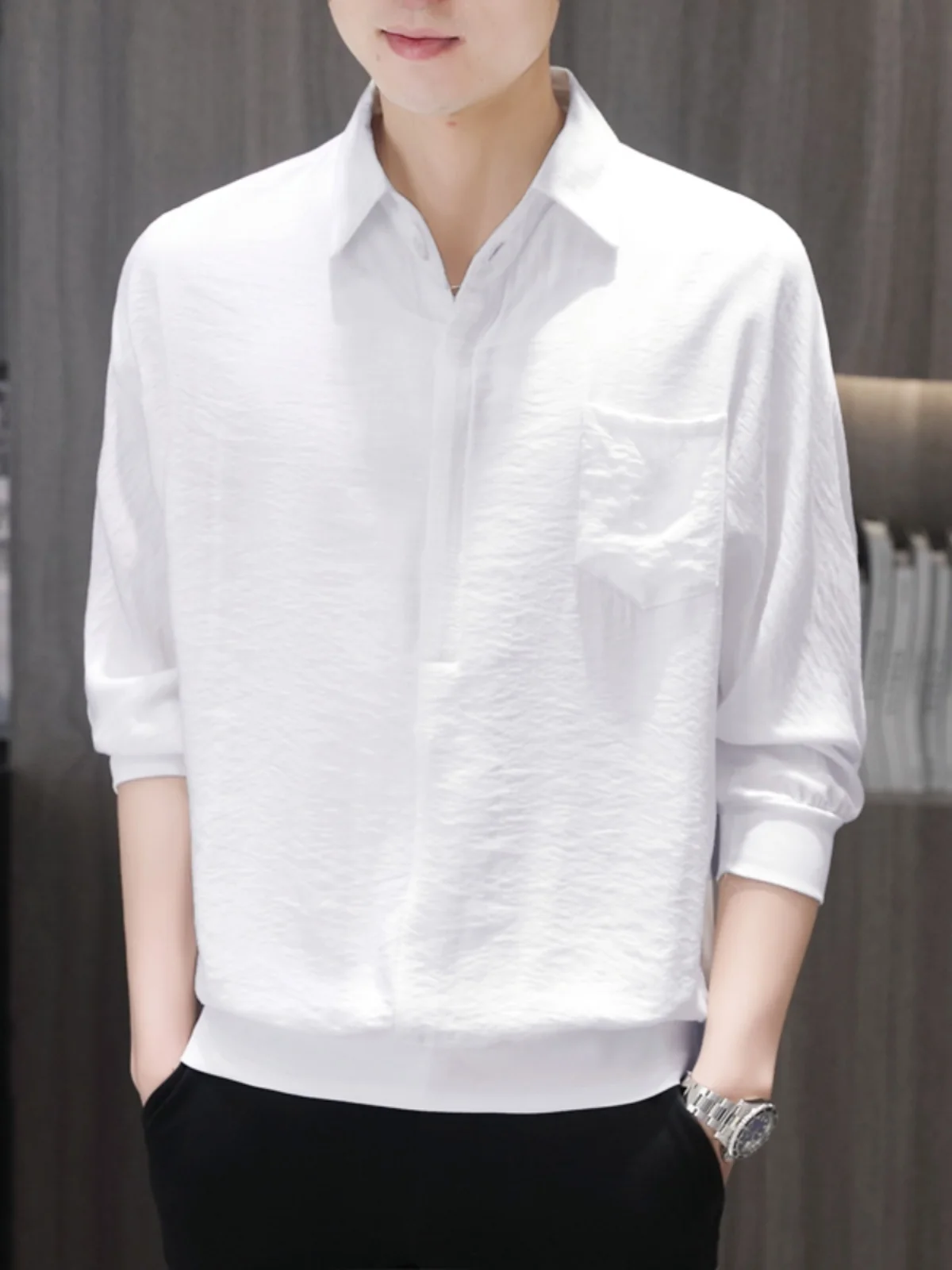 

Летняя повседневная мужская рубашка однотонная, с отложным воротником, свободного кроя, из смесового хлопка и полиэстера, молодежный тренд