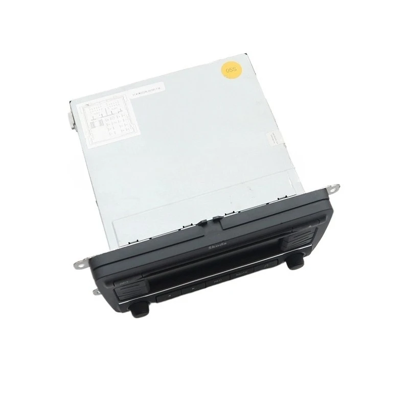 1pcs for Skoda Octavia 10-12 Model CD Player Car Mounted CD Radio SD Central Control No Navigation Dismantling Parts