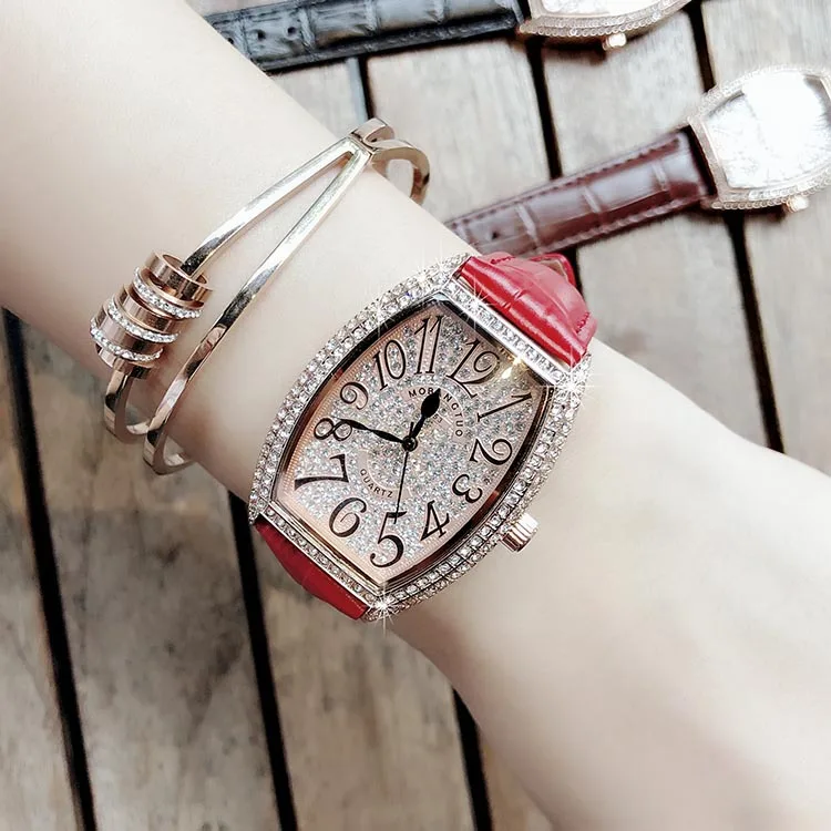 Elegant women's watch, tonneau-shaped women's watch, rose gold case, quartz watch, high-quality luxury wristwatch.