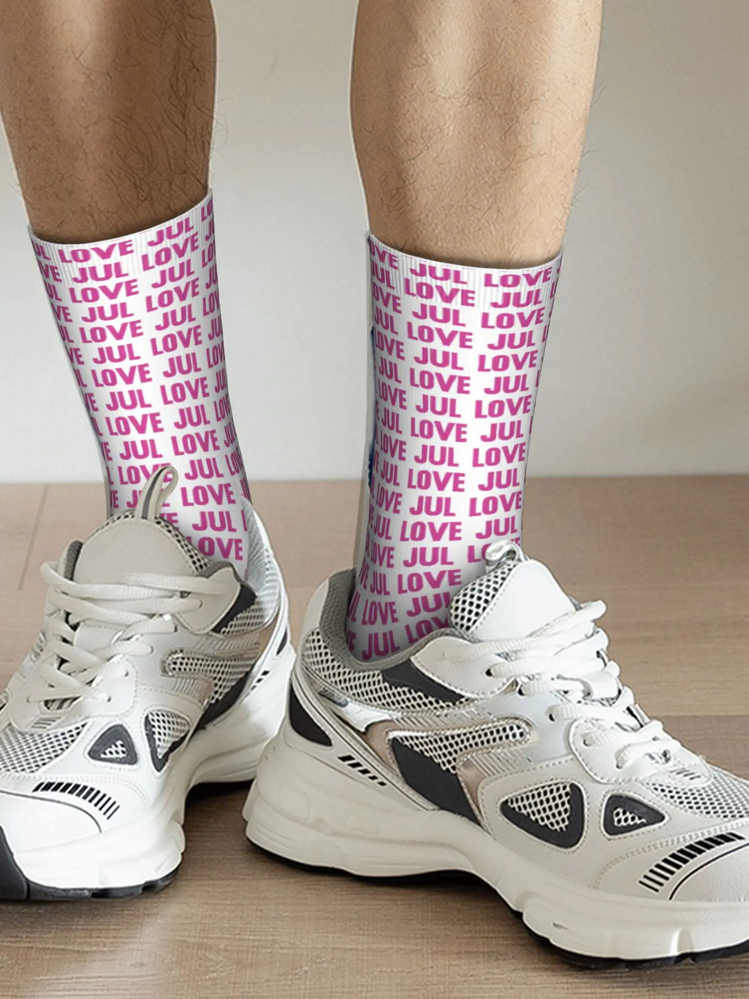 LOVE JUL PINK France rappeur (2) chaussettes Kawaii bas hiver anti-dérapant hommes chaussettes respirant motif chaussettes de course