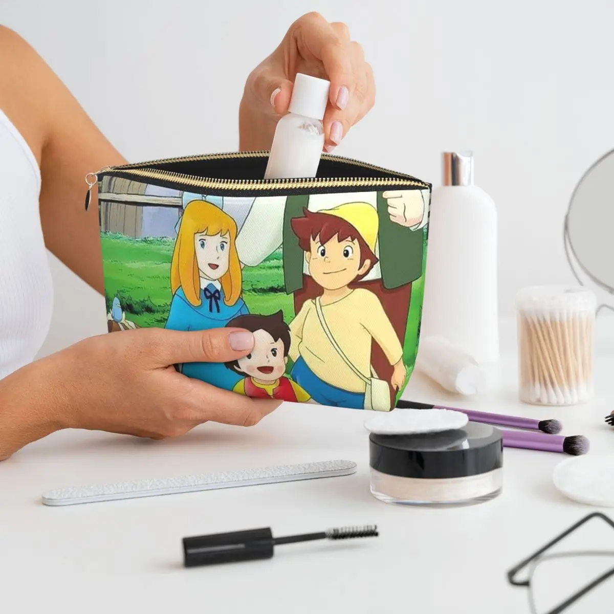 هايدي بيتر والجد عائلة جبال الألب أنيمي المرأة حقيبة مستحضرات التجميل السفر ماكياج المنظم الحقيبة أدوات تخزين أدوات الزينة