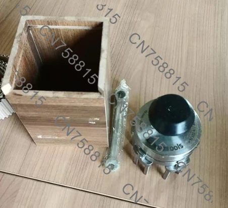 Made in China, adjustable universal piston ring mounting tool for a wide range of diameters (68-105mm, 68-155mm).