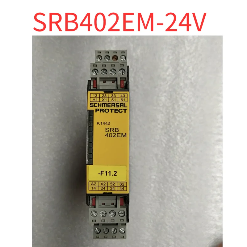 

Second-hand SRB 402EM safety relay SRB402EM-24V Test OK