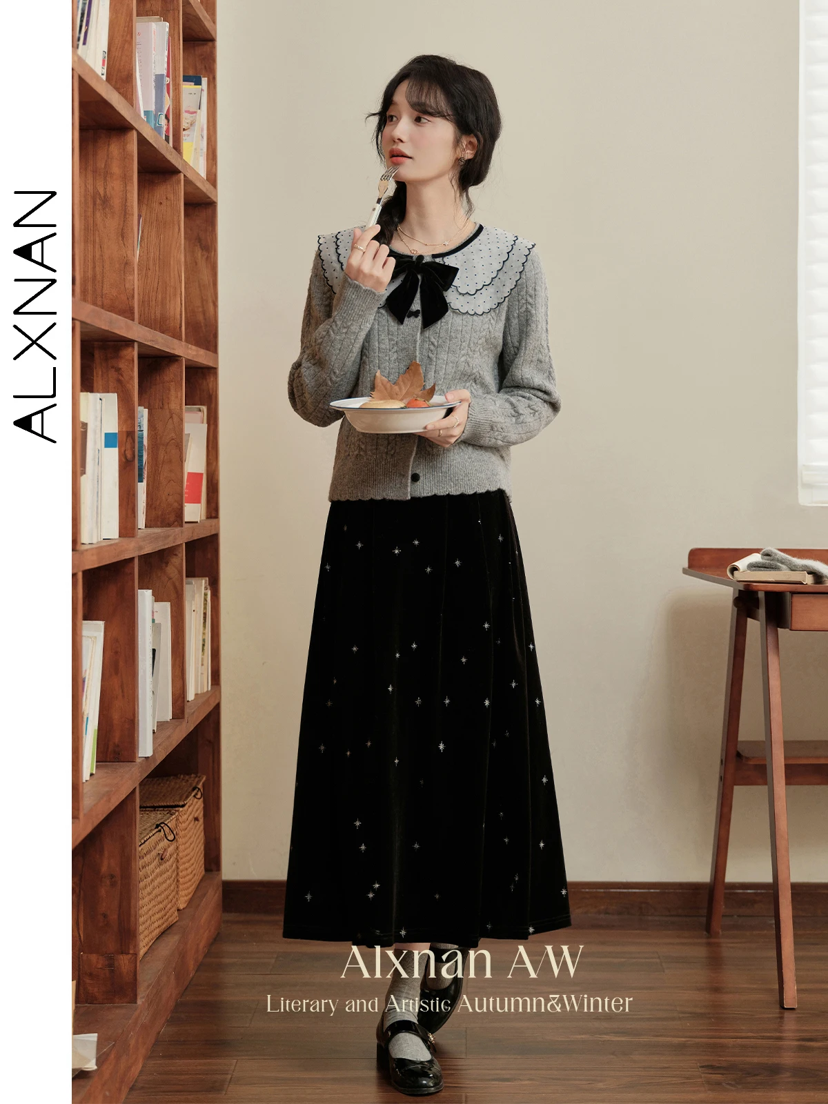 ALXNAN Plus Size Black Velvet Midi Skirt Basics Elastic Waist Star Dot Pleated Long Skirts 2026 Fashion Female Clothing D07795