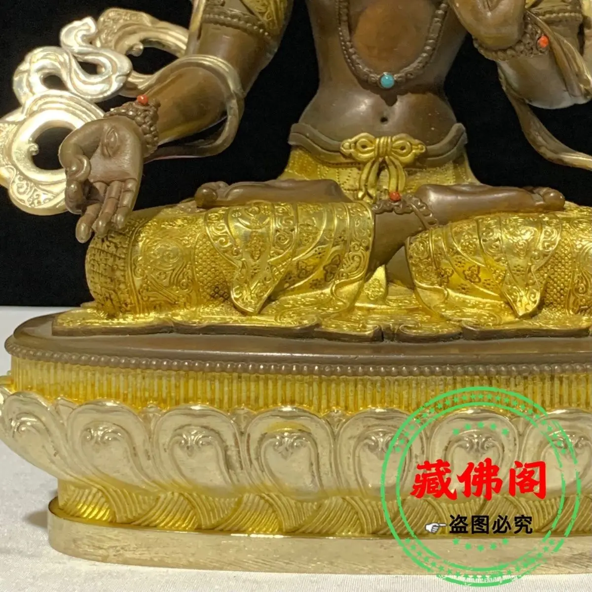 Seven-inch White Tara pure copper Guanyin precision work Tibetan gold-plated silver Buddha statue green mother statue real ornam