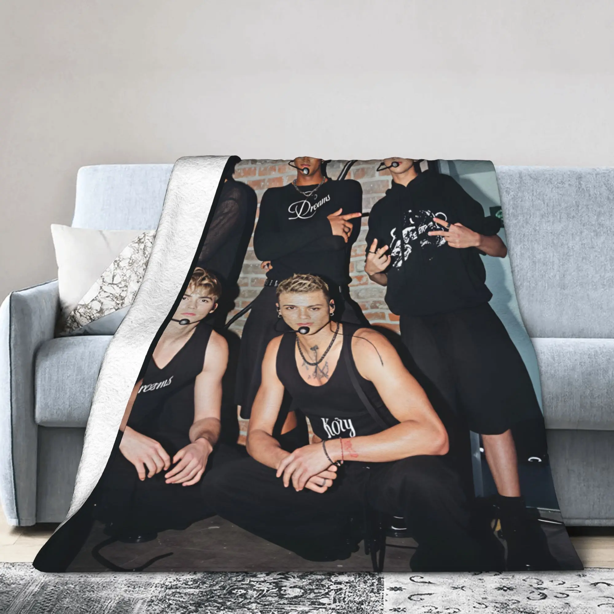 Santos Bravos Ladies Group Shot Blanket Quality Warm  Throw Blanket Winter Decorative Bedroom Print Bedspread