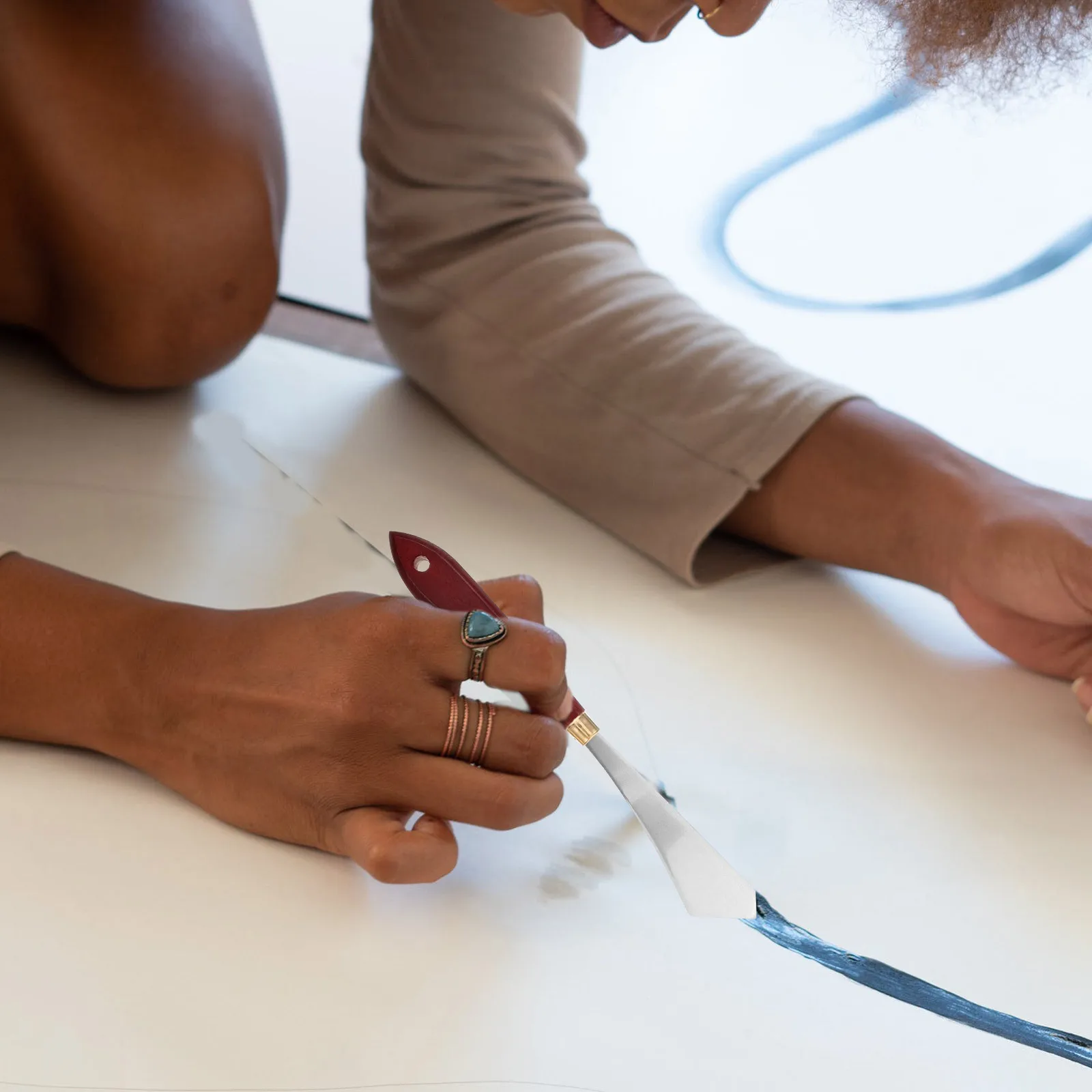 

6Pcs Metal Oil Painting Scrapers Wooden Handles Multipurpose Art Tools for Mixing Paint Pigment Canvas Supplies