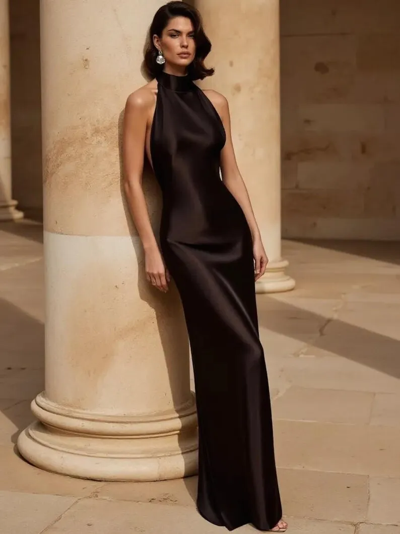 فستان أنيق من الحرير برقبة رسن لملابس السهرة للنساء بدون أكمام فستان وصيفة العروس أنيق متين بدون ظهر فستان رسمي طويل