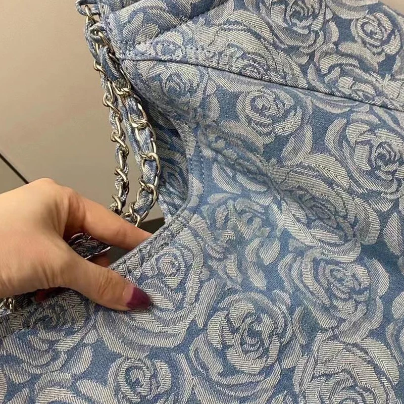 Imagem -06 - Bolsalas Casuais para Mulheres Bolsas e Carteiras Designer de Luxo 2023 Novo em Denim Estampado Flores Decoração Grande Capacidade Bolsa de Ombro de Pano Alta Qualidade Transporte Rápido Chegou