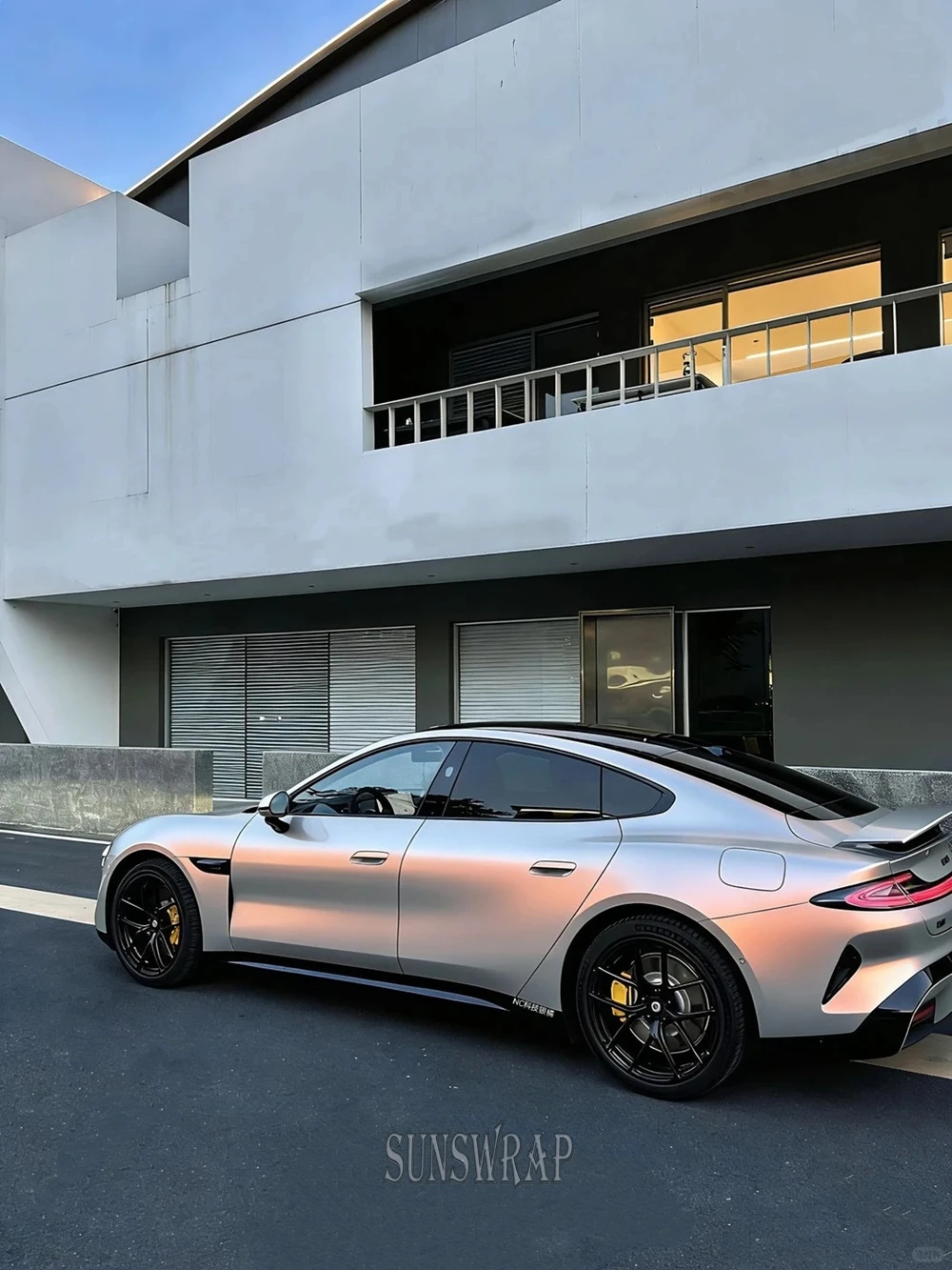 Silver Orange Shiny Car Vinyl Sticker Wear-Resistant Auto Body Wrap for Modification Tech Style Car Wrapping Film 5x59ft/roll