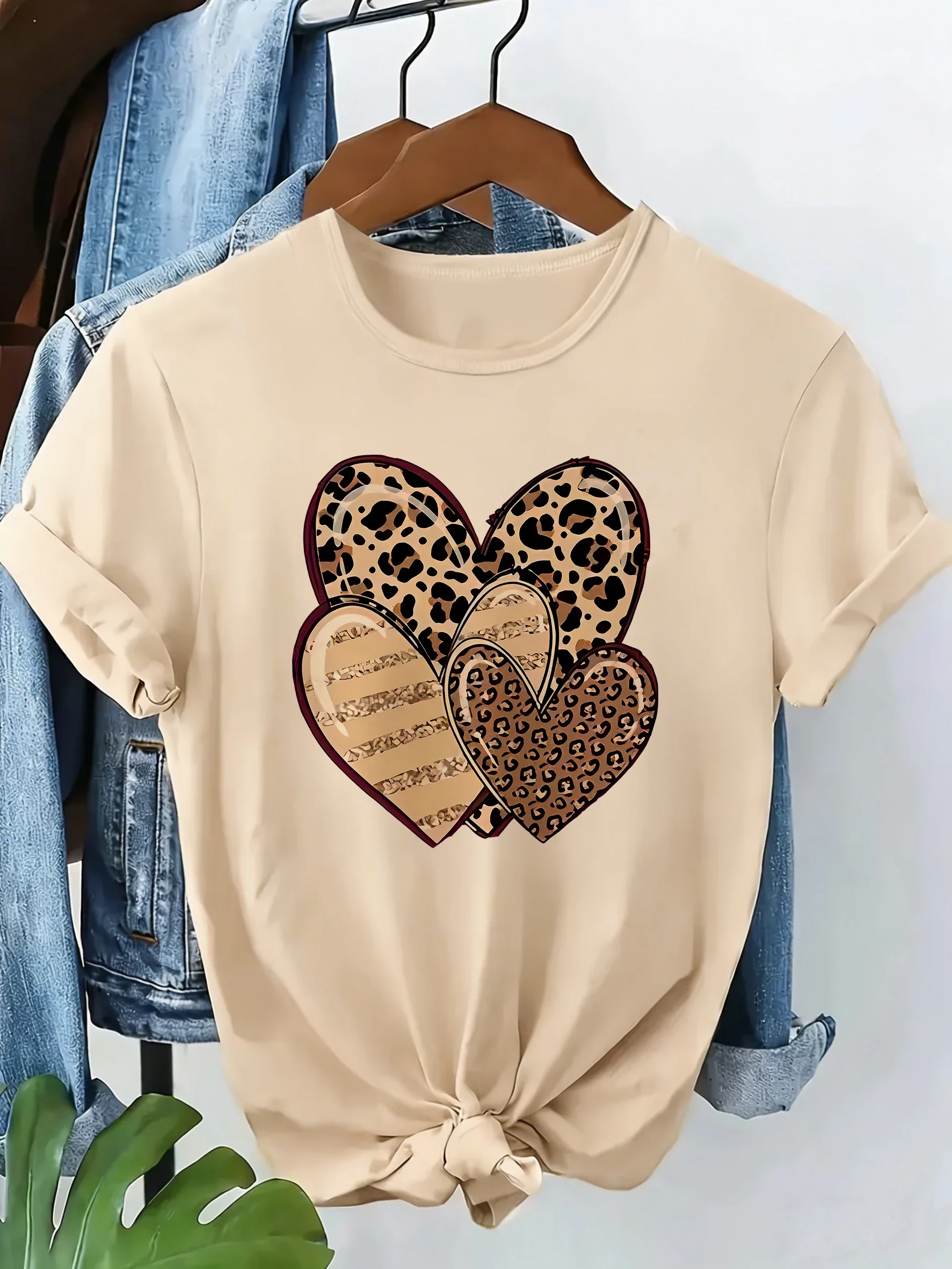 Vintage 90s Y2k Fashion Women T-shirt Leopard Heart Printed Short Sleeve Crew Neck Clothing Summer Women High Quality Casaul Tee