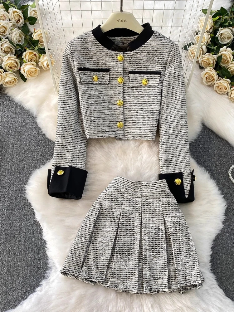 

Новинка 2023 года, комплект из 2 предметов, женский модный винтажный твидовое пальто с металлической пряжкой и воротником, плиссированная юбка с высокой талией, костюм на осень-зиму