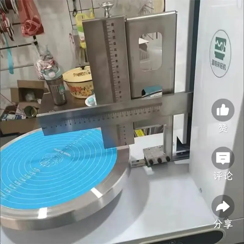 

Automatic Round Birthday Cake Cream Butter Spreading Machine Tabletop Cakes Chocolate Creams Icing Coating Equipment