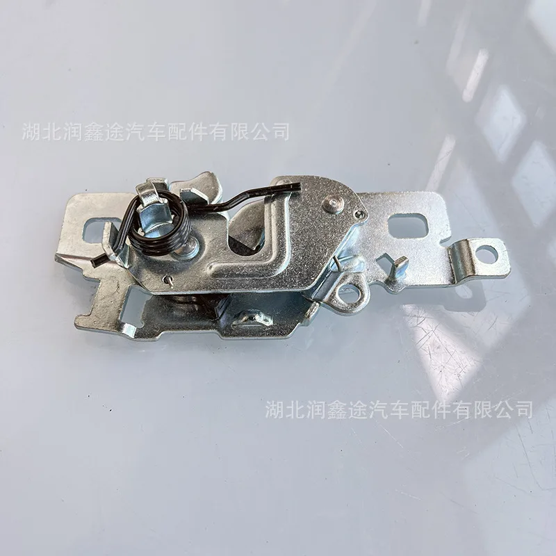 Applicable  for Dongfeng Peugeot new 408 hood lock logo new 308 308S hood lock hood lock OE: 663942