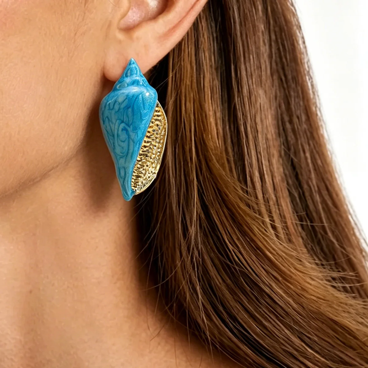 Marble Pink Conch Shell Earrings Gold Textured Ocean Wave Studs Vintage Beach Vacation Statement Ear Jewelry