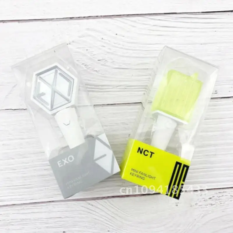 Kpop Mini Fanlight Light Stick Keyring EXO NCT Concert Light Stick Glow Lamp Gift Glow Supplies Type Glowing Time Model Number