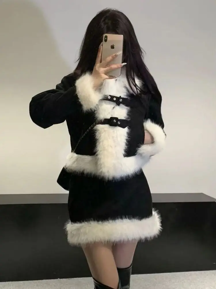 Snow Princess Autumn and Winter Plush Suit Korean Style Fashionable Golden Fur Collar Black Skirt Two-piece Set