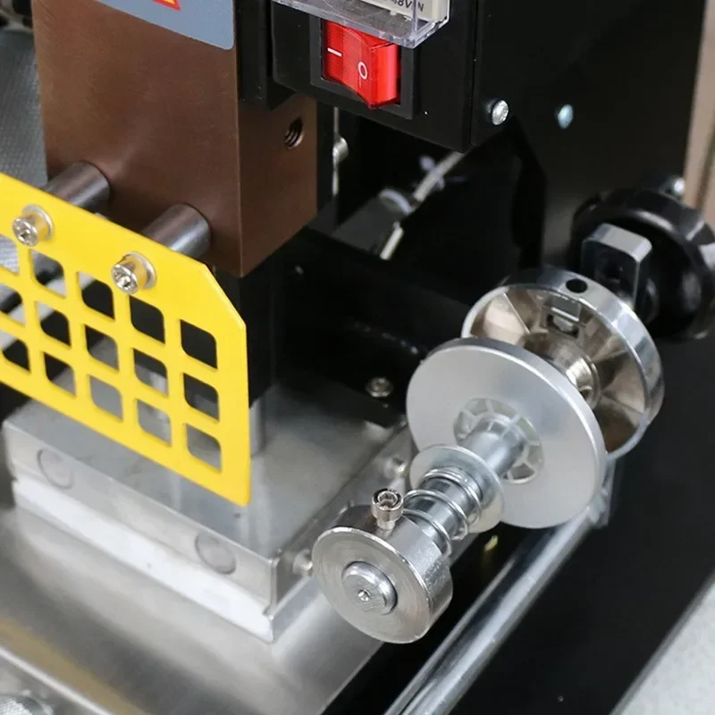 Pneumatic High Speed Stamping Machine Automatic Imprint Indentation Leather Paper Stamping