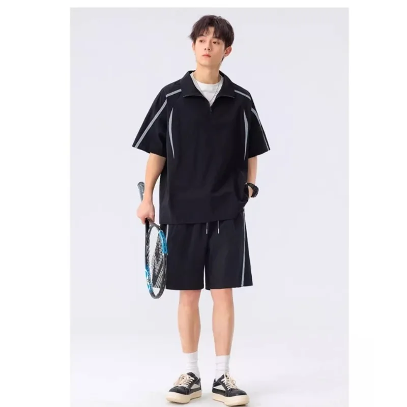 

Спортивный костюм, шорты с короткими рукавами, мужской летний комплект с молнией до середины, из холодного шелка, свободного кроя, полный комплект от модных брендов.