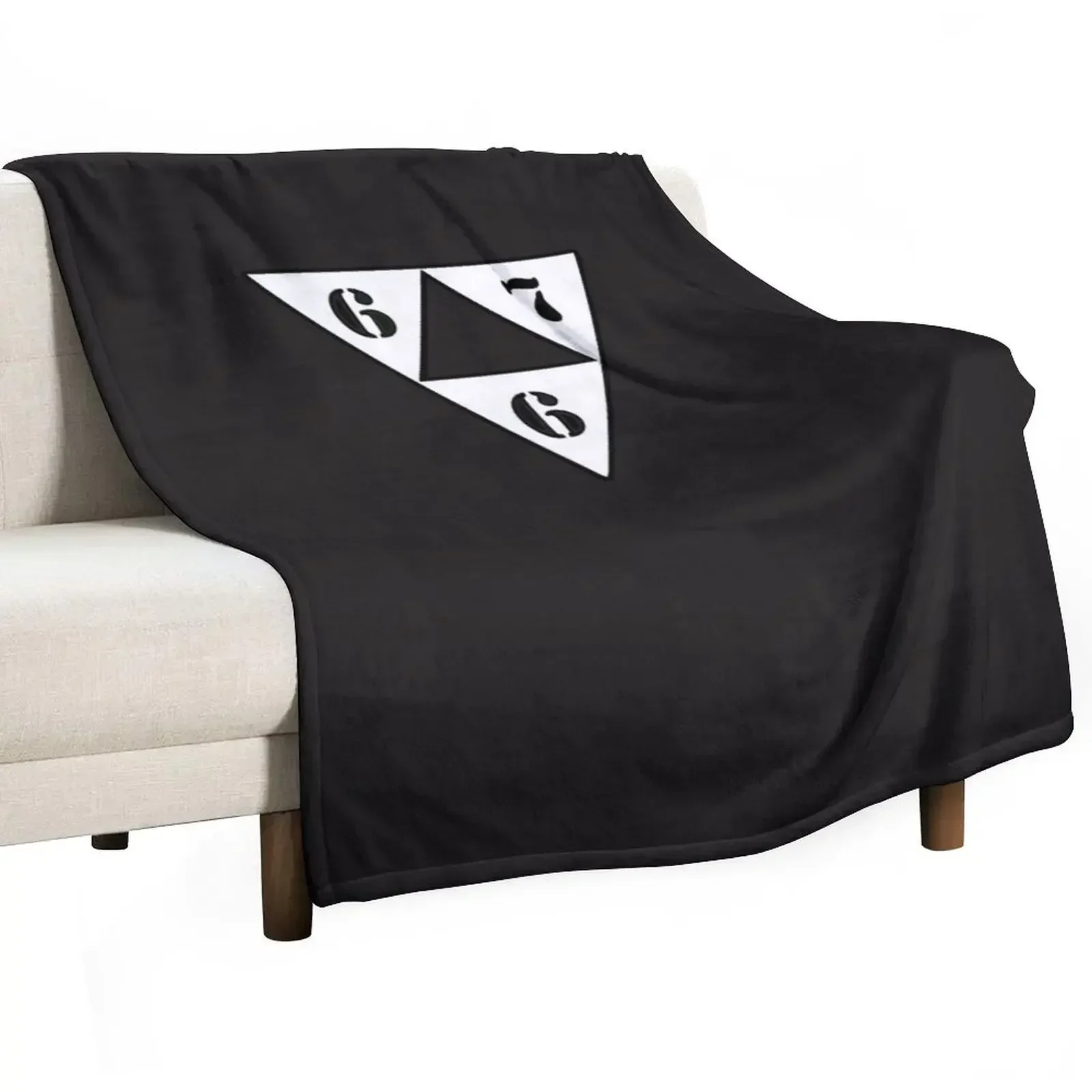 BEST SELLING - 667 Ekip Essential T-Shirt Throw Blanket Sofa Thermals For Travel Bed covers Blankets