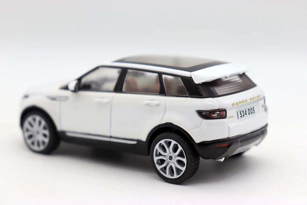 New 1/43 Scale Range Rover EVOQUE Cars Diecast Alloy toys Model For Collection Gift