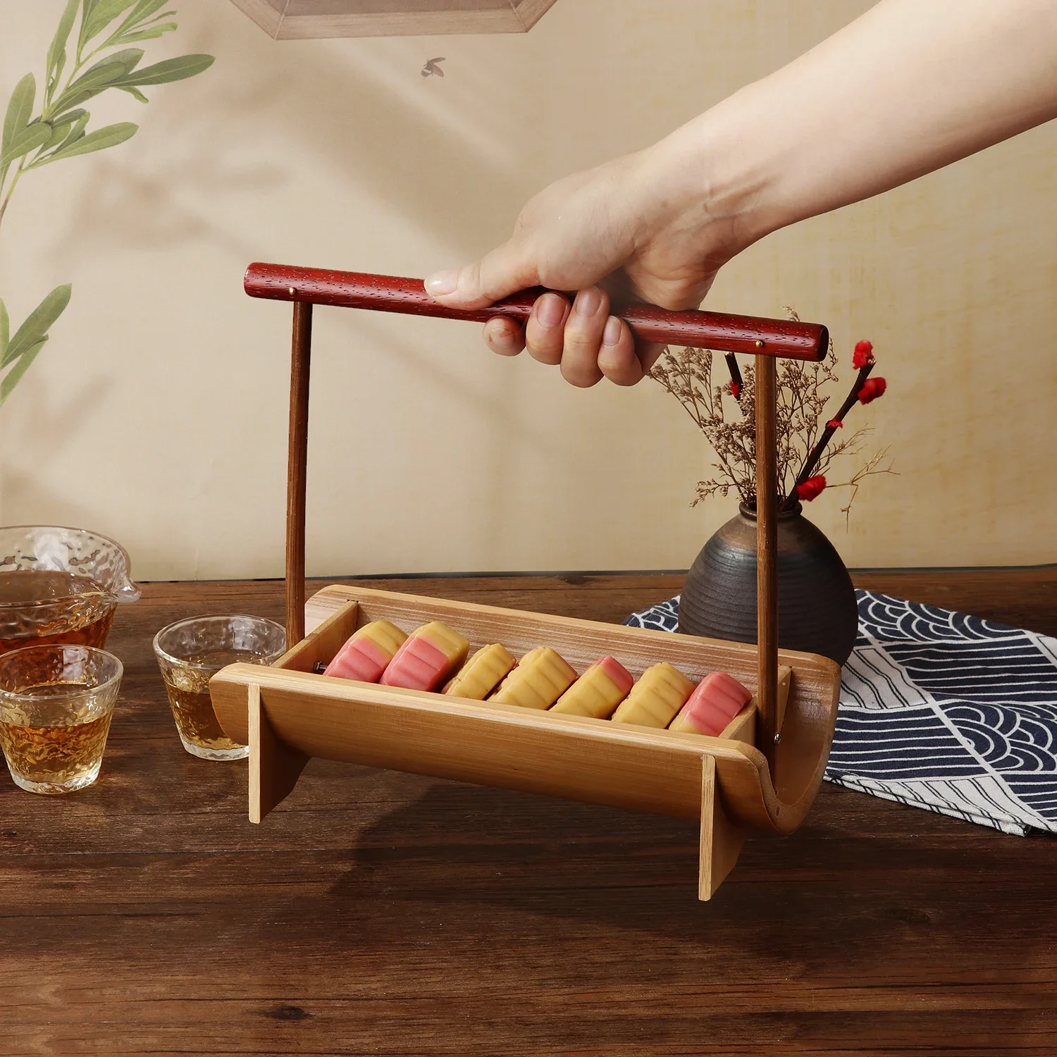 Bamboo Serving Tray with Rosewood Handle Fruit Basket Candies Cakes Cookies Fruit Plate Serving Plates Home Decoration