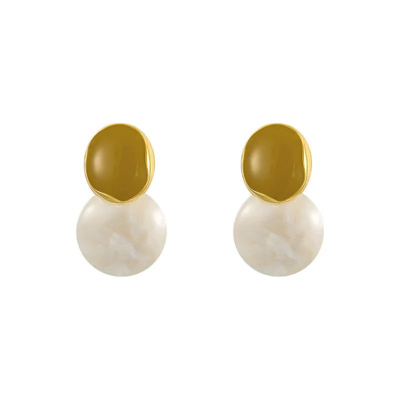 Autumn and Winter Irregular Enamel Retro Stud Earrings For Women Temperament Fashion Earrings Valentine's Day Christmas Gifts image 4