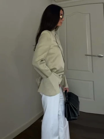 Женские атласные пиджаки