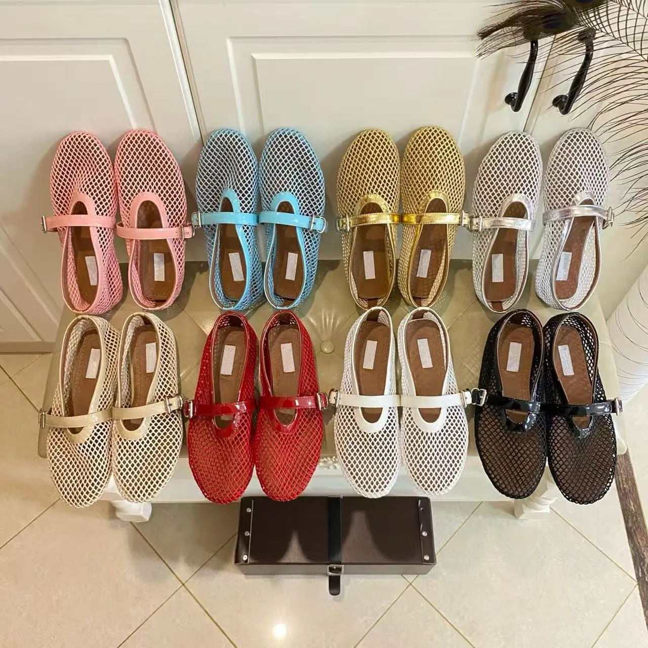 

Real leather hollow mesh sandals for women's summer round toe flat bottomed shallow mouth Mary Jane single shoes