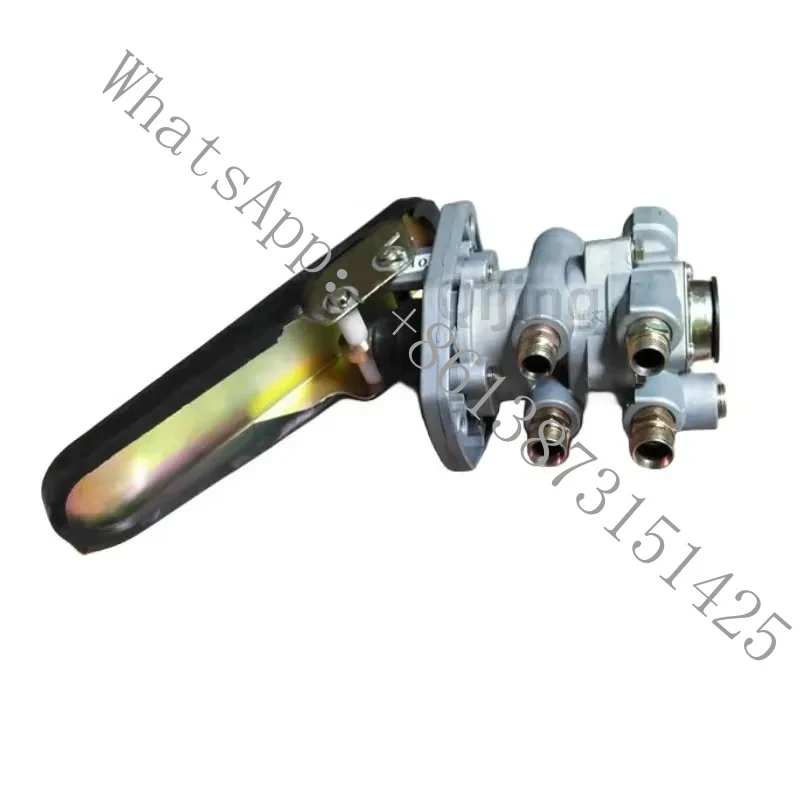 Suitable High Performance Faw Truck Parts Brake Main With Pedal 3514010-Q156