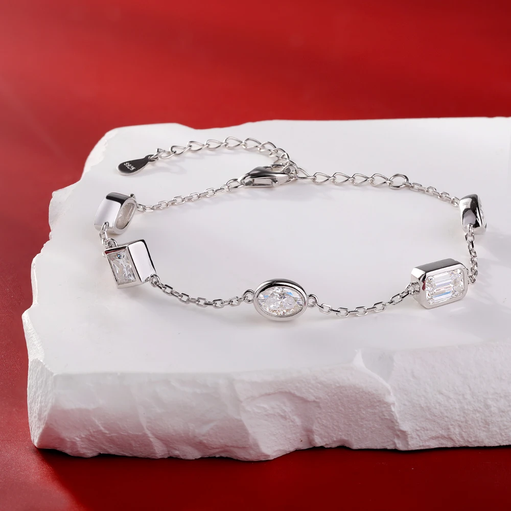 Bezel Set Moissanite Bracelet 925 Sterling Silver 5-Stone Diamond Hand Chain for Women Wedding Gifts Fine Jewelry With GRA