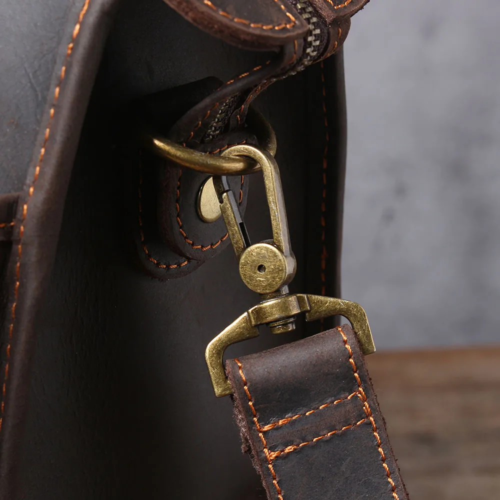 S.WORKER Echtleder-Umhängetasche für Herren, 2-Wege-Tasche, umwandelbar in Schulter- und Rucksacktasche, handgefertigte Herrentasche aus Rindsleder. – Detail 15