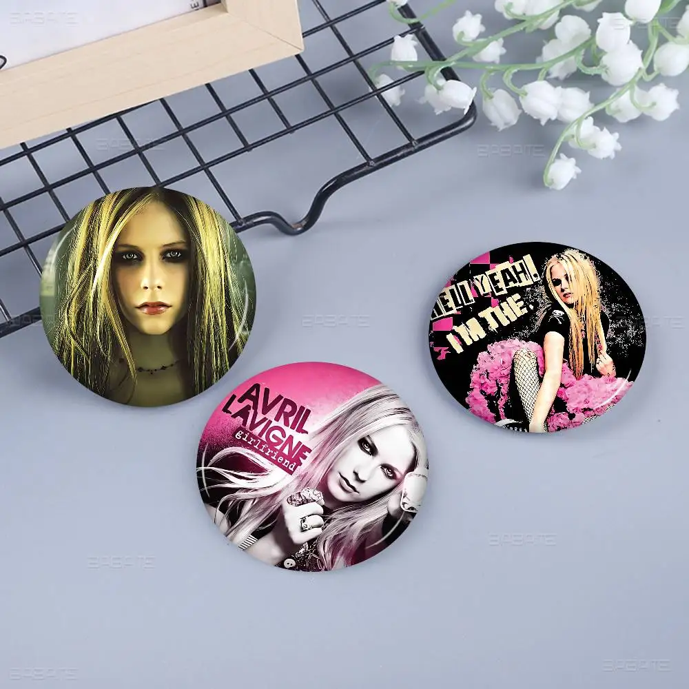Vintage Singer A-Avril R-Ramona Lavigne Tinplate Soft Button Pin Brooch Metal Badge Custom Jewelry Accessories Hat Bag Lapel