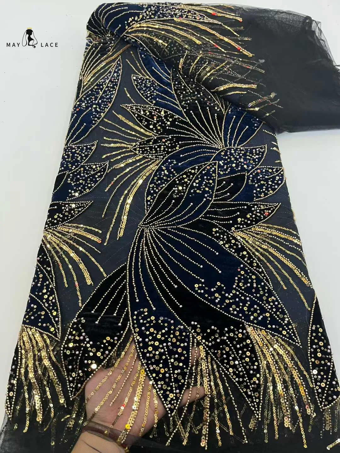 

New Arrival African Nigerian Embroidery Velvet Tulle Lace Elegant French Beads Sequins Lace Fabrics For Wedding Party Dresses