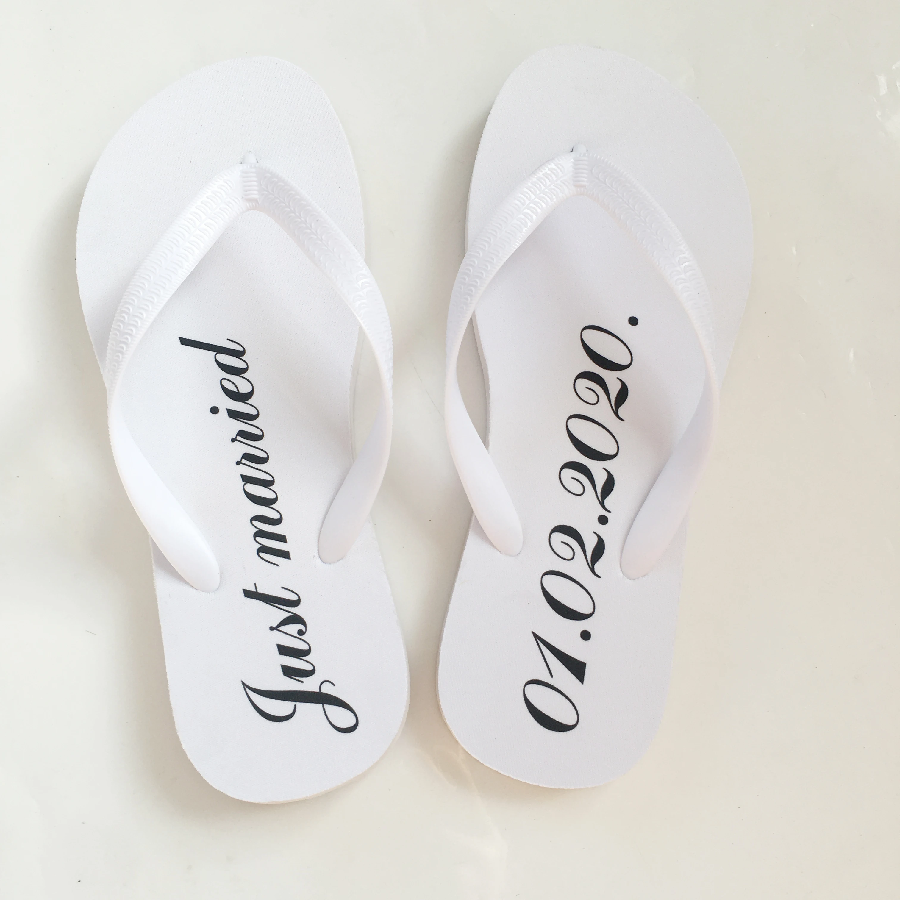 Personalized Printed Flip Flop for Wedding, Honeymoon, Travel Mr and Mrs, Bridal Shower, Bridesmaid Gifts, Proposal for Guest