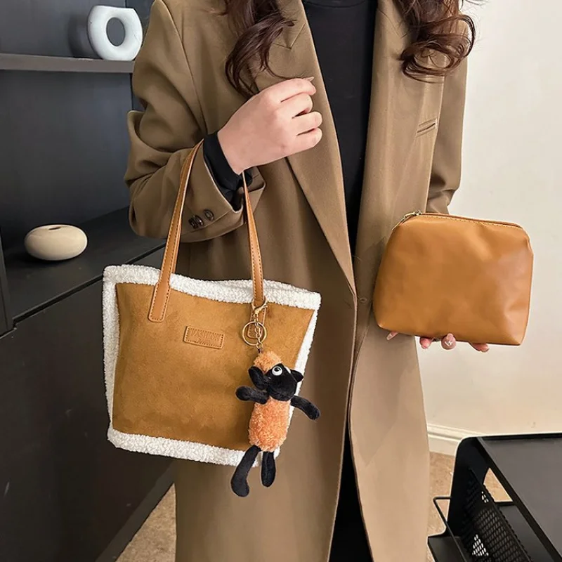 

Fashionable Leather Women's Crossbody Bag Luxury Brand Famous Designer Elegant Crossbody Vintage Daily Commuter Bag​